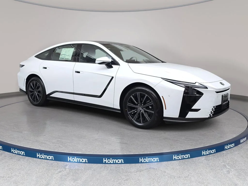 New 2026 Ultra White Lexus PREMIUM PLUS AWD image 3