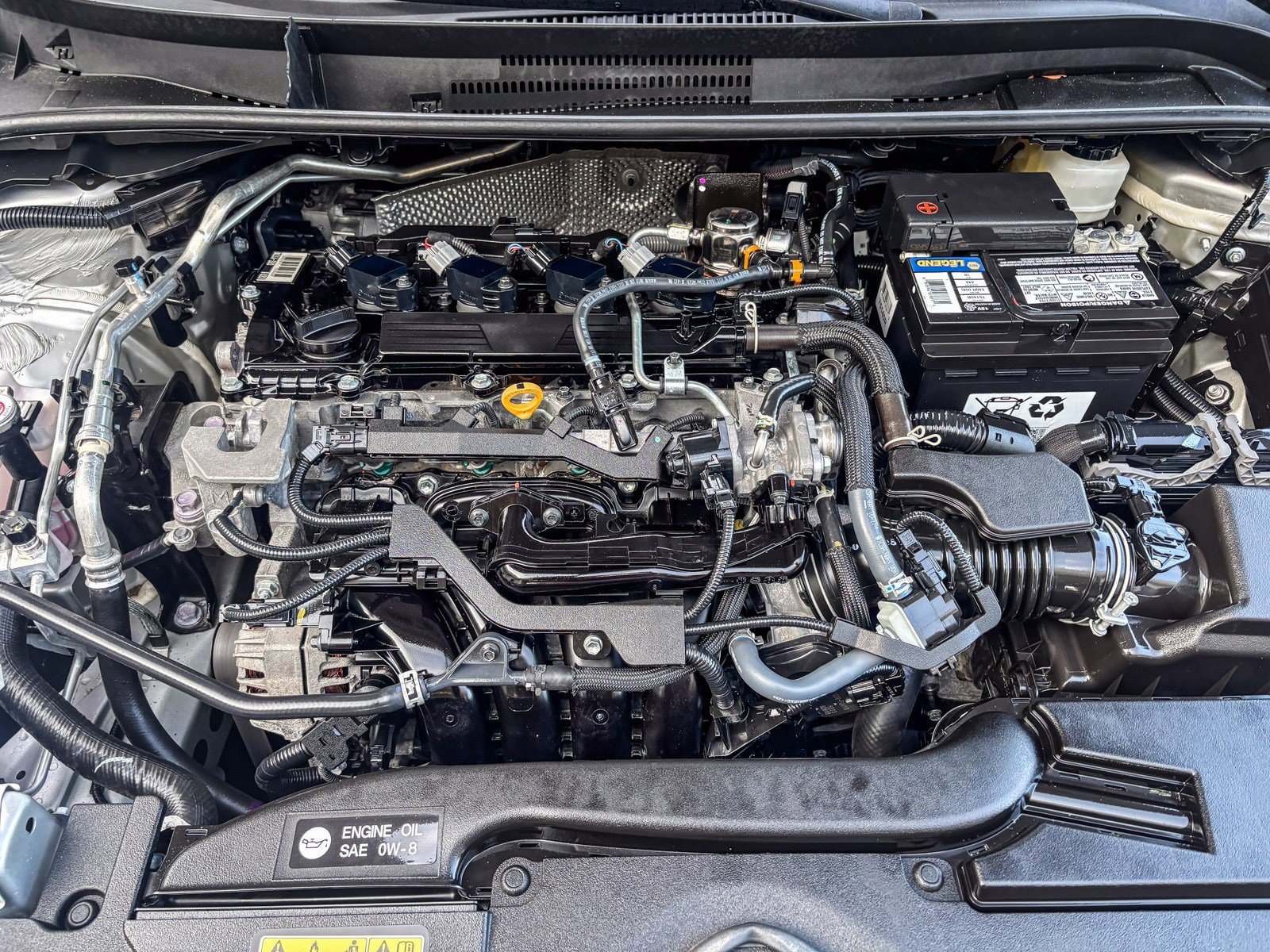 2025 Toyota Corolla LE - Photo 13