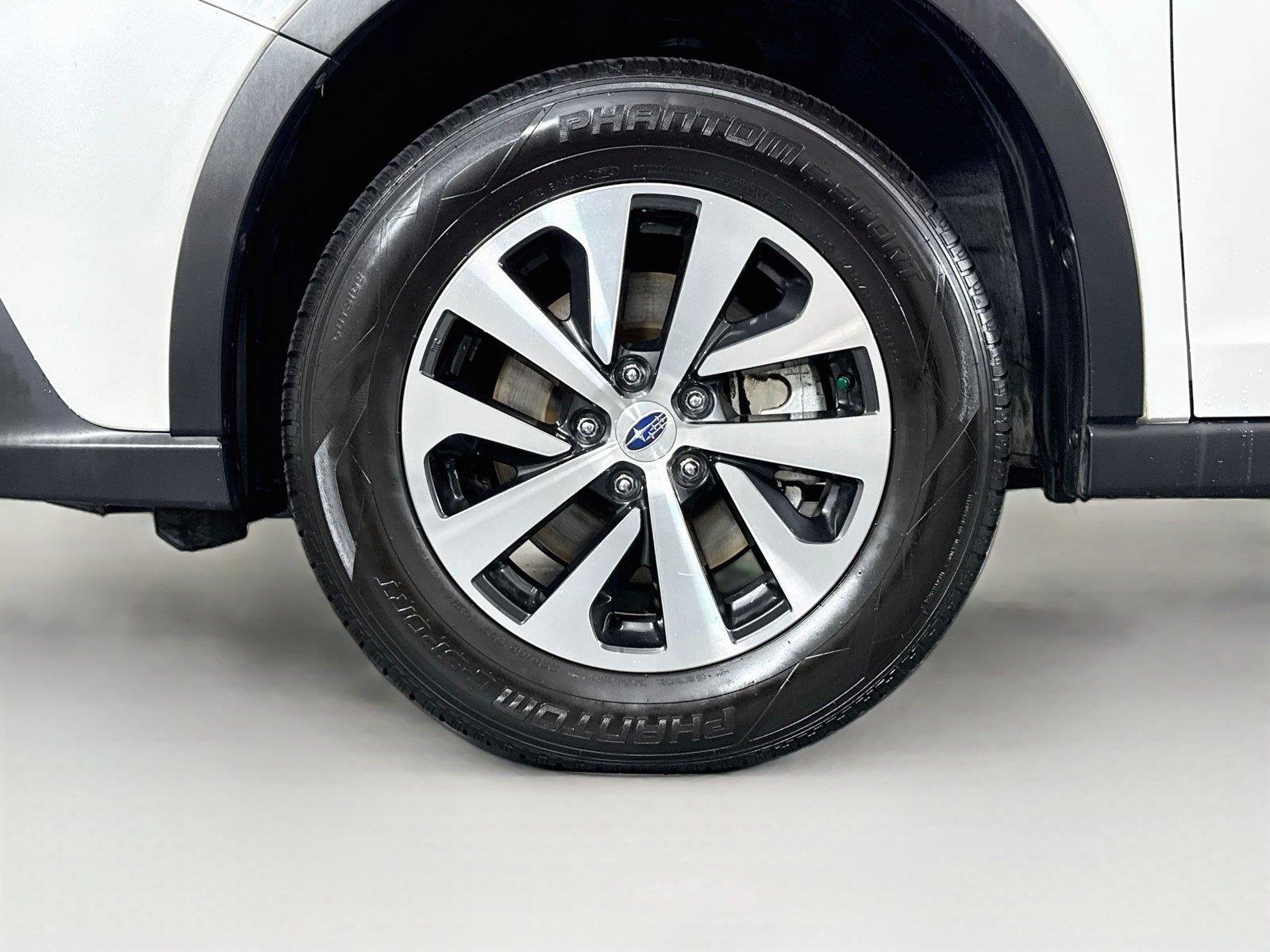 Used 2022 Crystal White Pearl Subaru Premium image 46