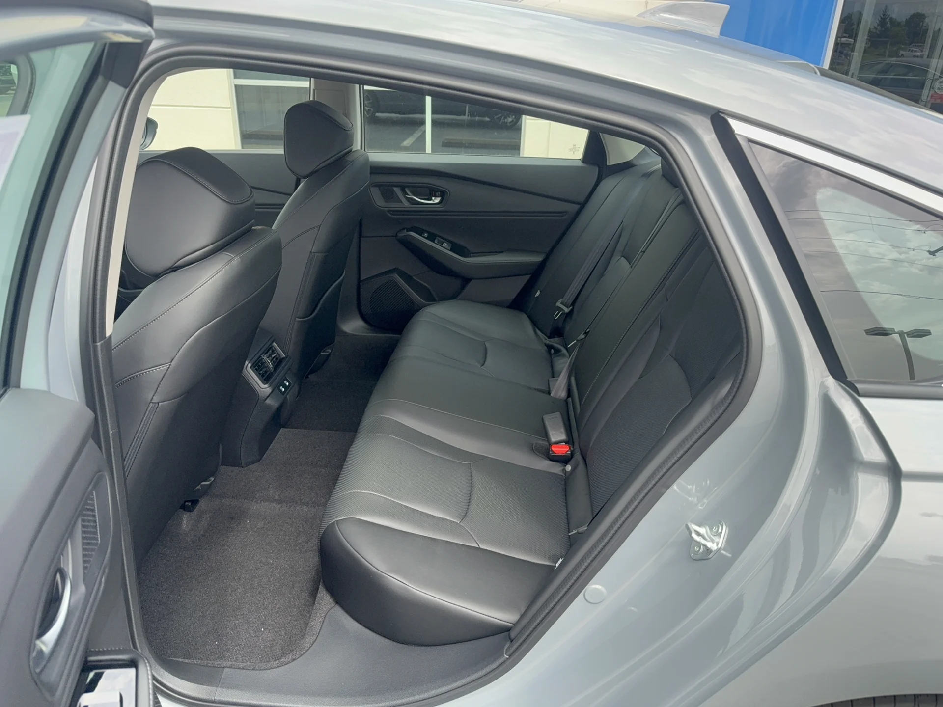 New 2026 Urban Gray Pearl Honda Touring image 11