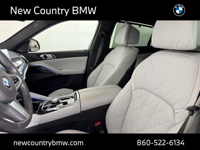 Used 2024 Black Sapphire Metallic BMW xDrive40i image 21