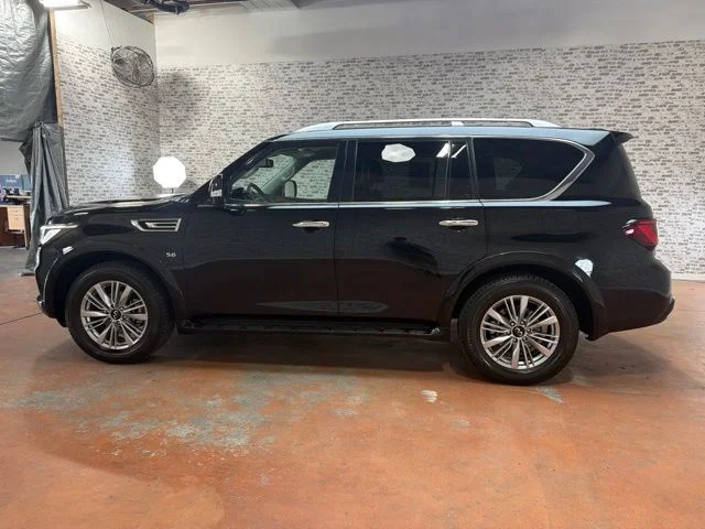 Used 2019 Black Obsidian INFINITI LUXE image 4