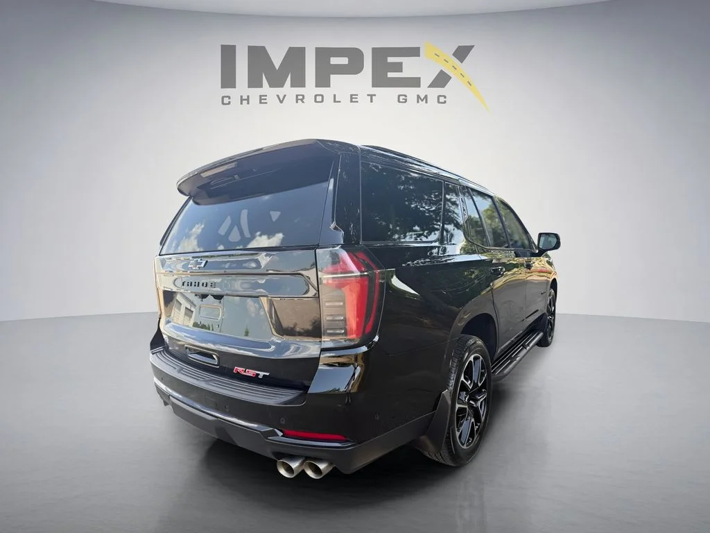 Used 2025  Chevrolet RST image 5