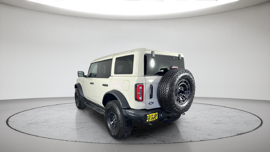 New 2026 Desert Sand Ford Badlands® image 7