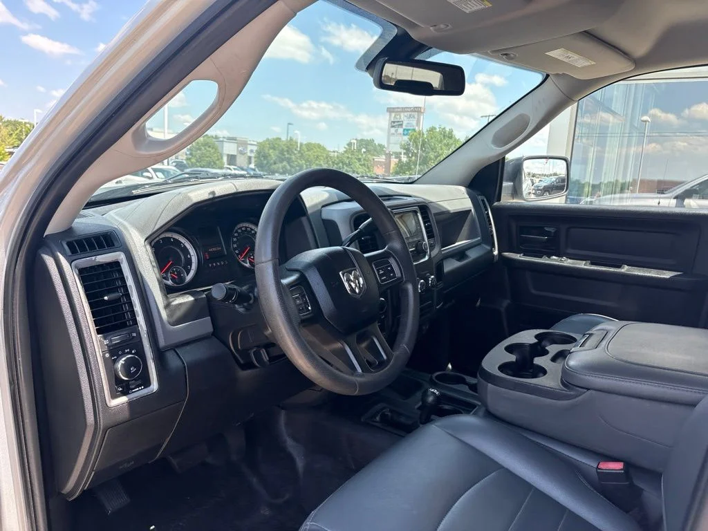 Used 2018 Silver Ram Tradesman image 10