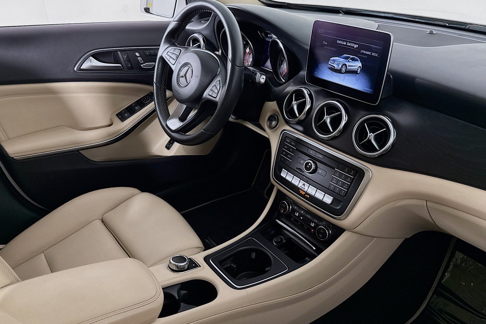 Used 2019 Polar White Mercedes-Benz GLA 250 image 15