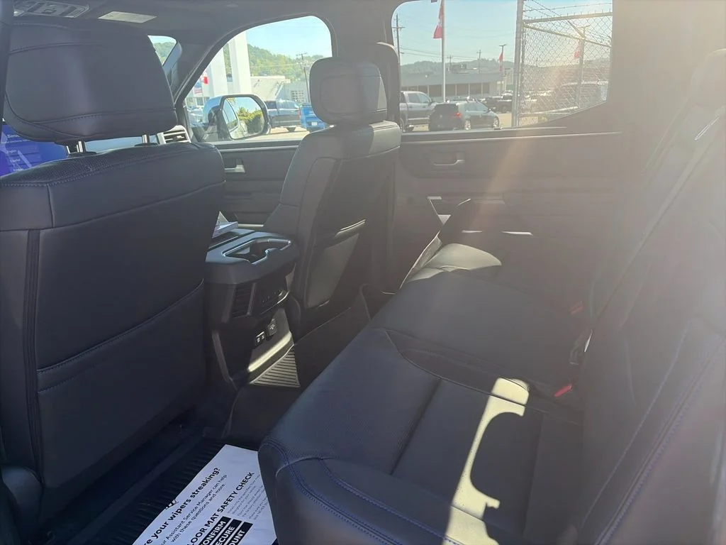 Used 2025 Silver Toyota Platinum image 14