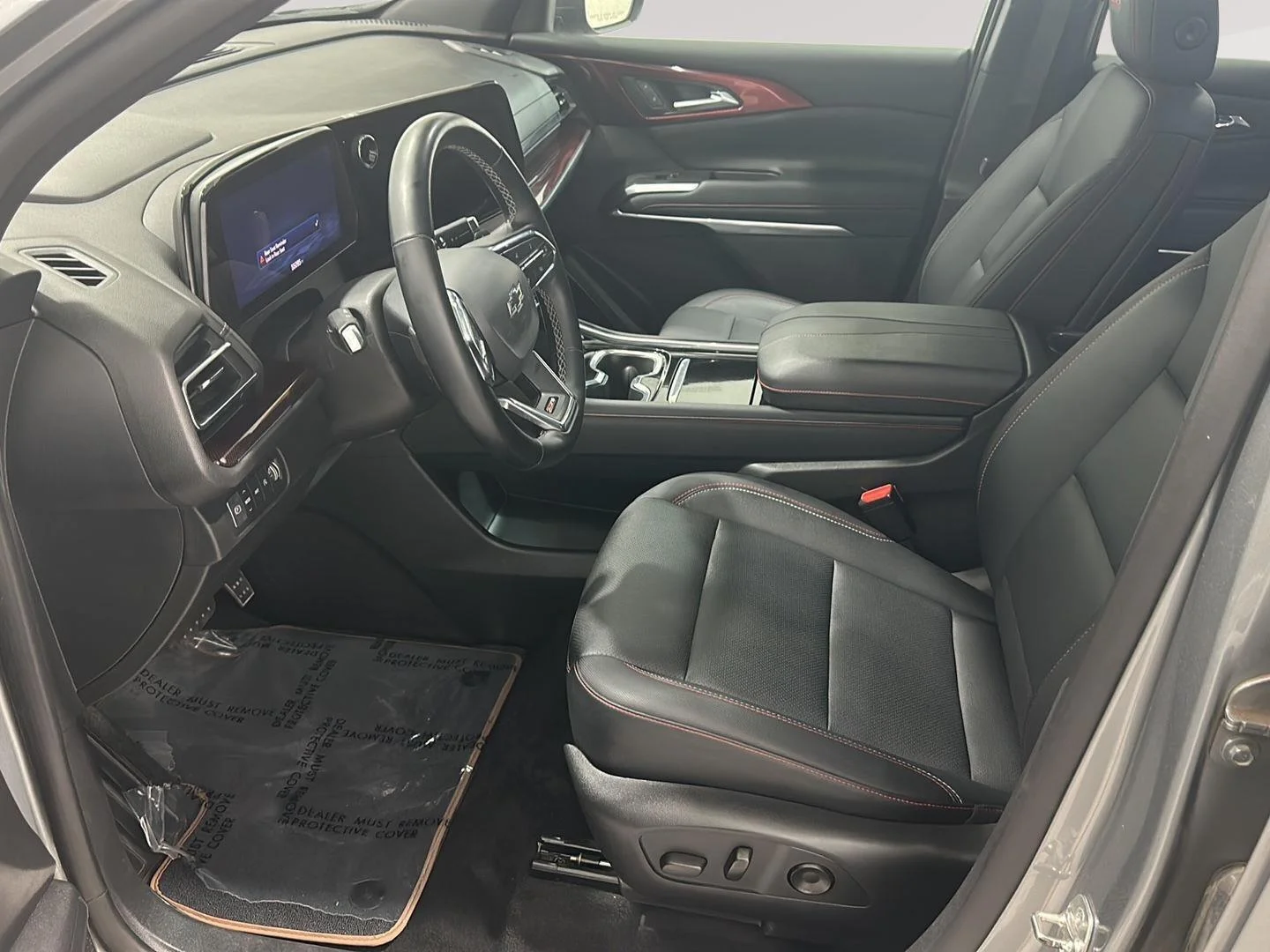 Used 2024 Sterling Gray Metallic Chevrolet Z71 image 18