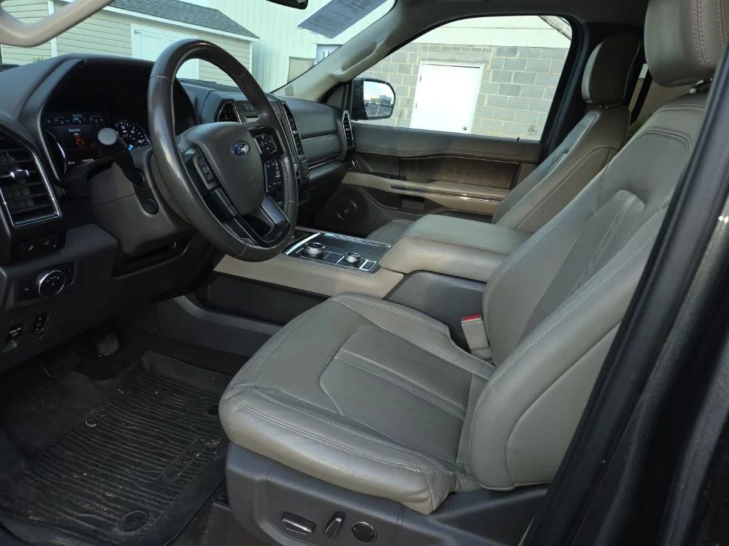Used 2020 Gray Ford Limited image 11