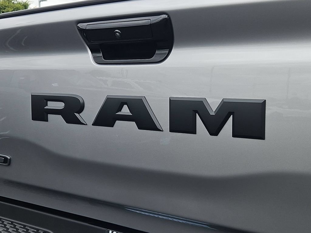 New 2026 Billet Silver Metallic Clear-Coat Exterior Paint RAM RHO image 25