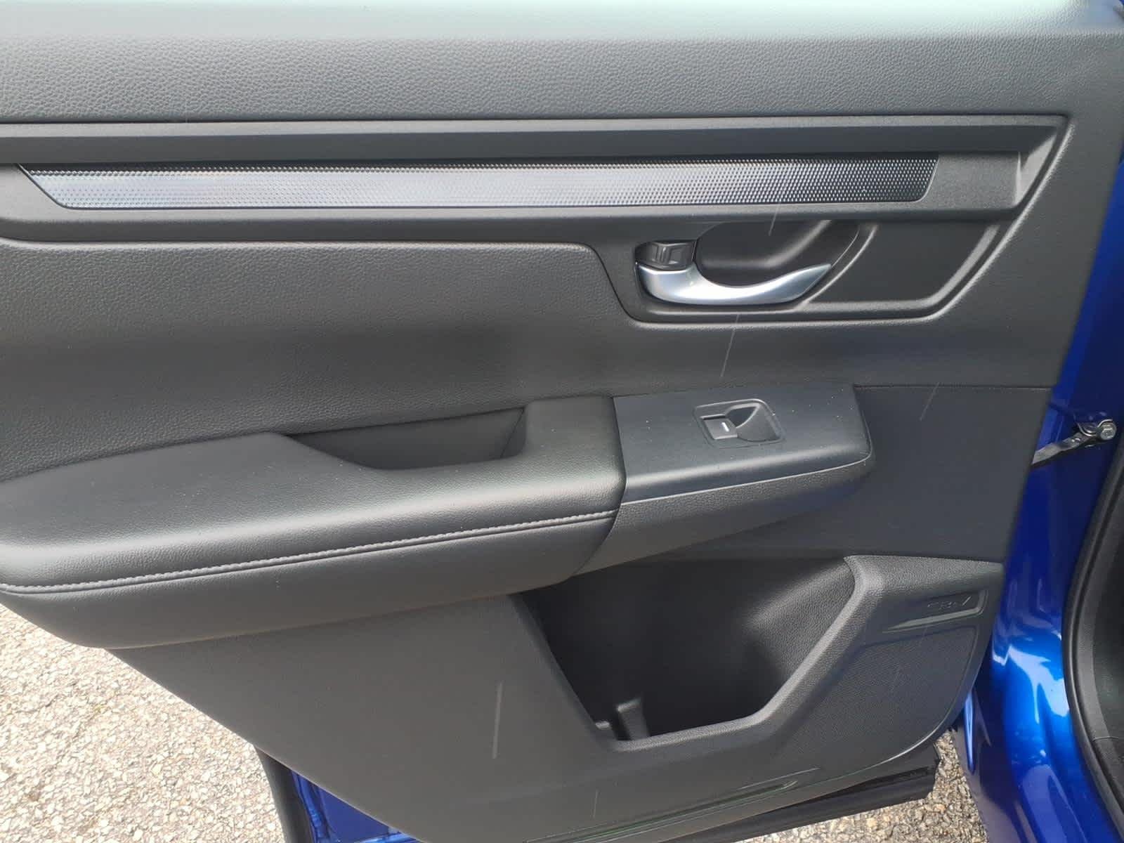 2023 Honda CR-V LX - Photo 11