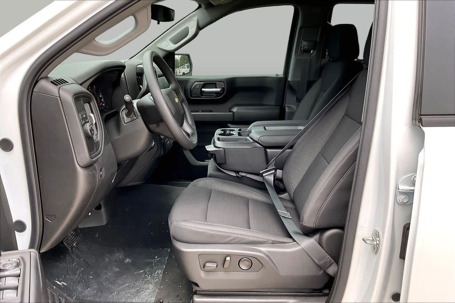 2026 Chevrolet Silverado 1500 Custom - Photo 10