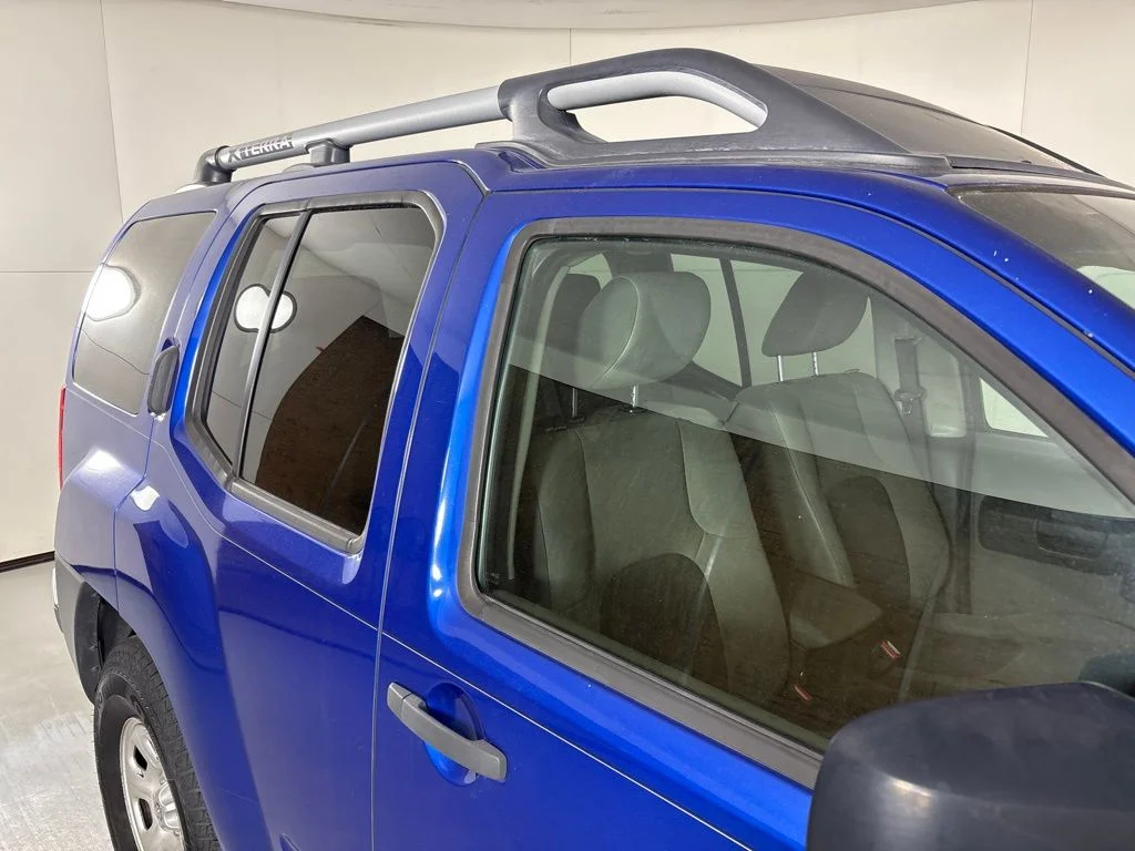 Used 2014 Blue Nissan X image 13