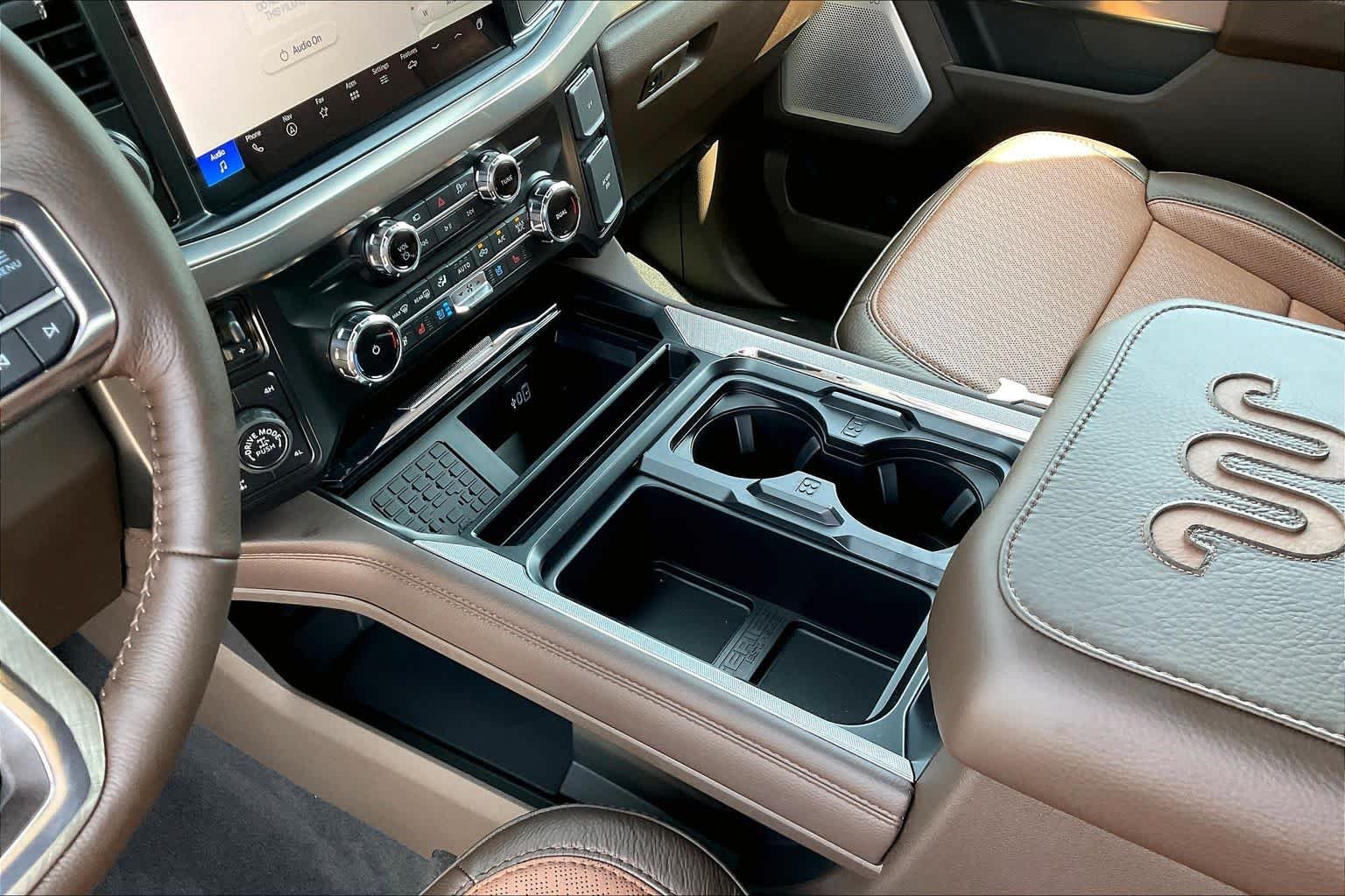 New 2026 Star White Metallic Tri-Coat Ford F-250® King Ranch® image 7