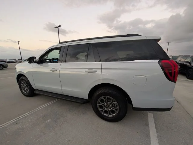 New 2026 Silver Ford Active image 9