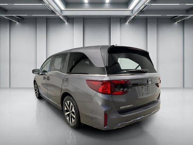 New 2026 Modern Steel Metallic Honda EX-L image 3