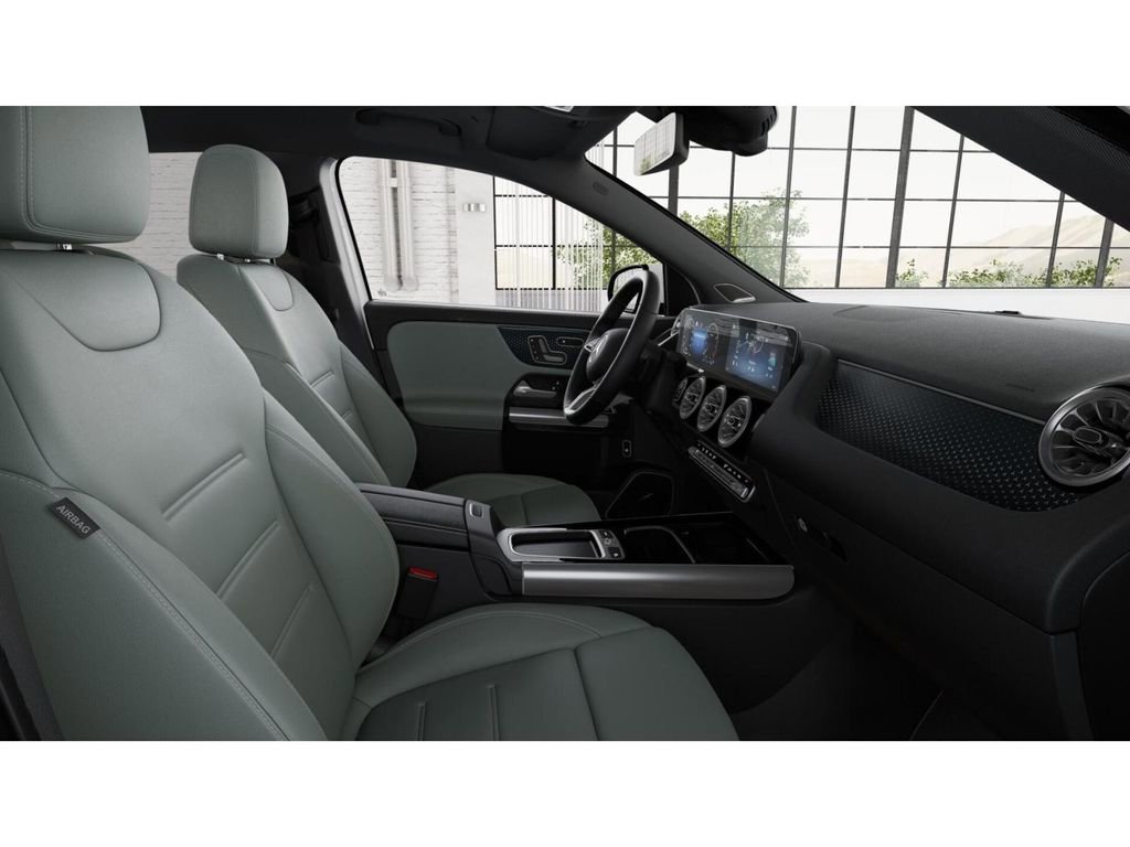 New 2026 Polar White Mercedes-Benz GLA 250 image 46