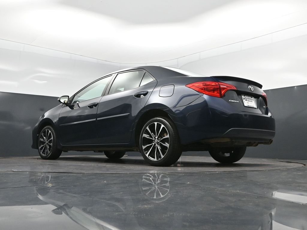 Used 2018 Blue Toyota SE image 41