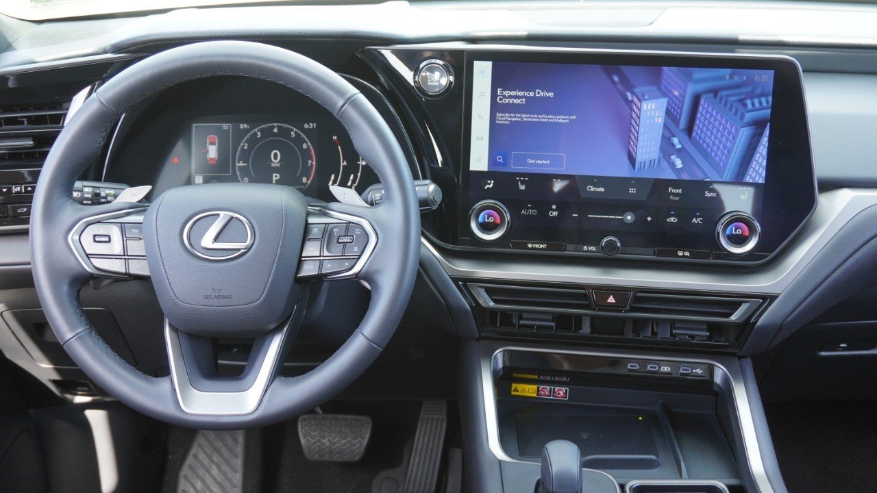 Certified Used 2024 White Lexus TX 350 image 29