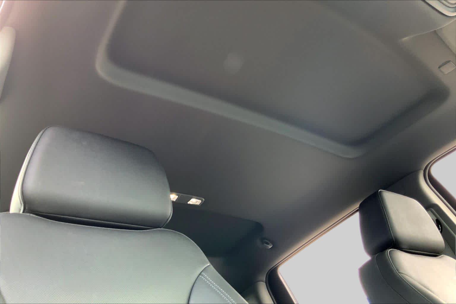 Used 2026 Summit White Chevrolet LTZ image 14