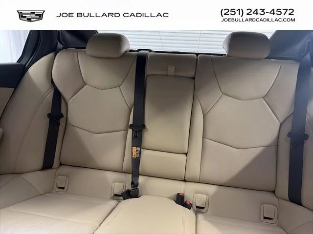 New 2026 Vibrant White Tricoat Cadillac Premium Luxury image 10