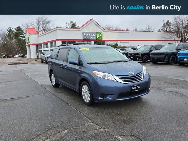 2017 Toyota Sienna LE