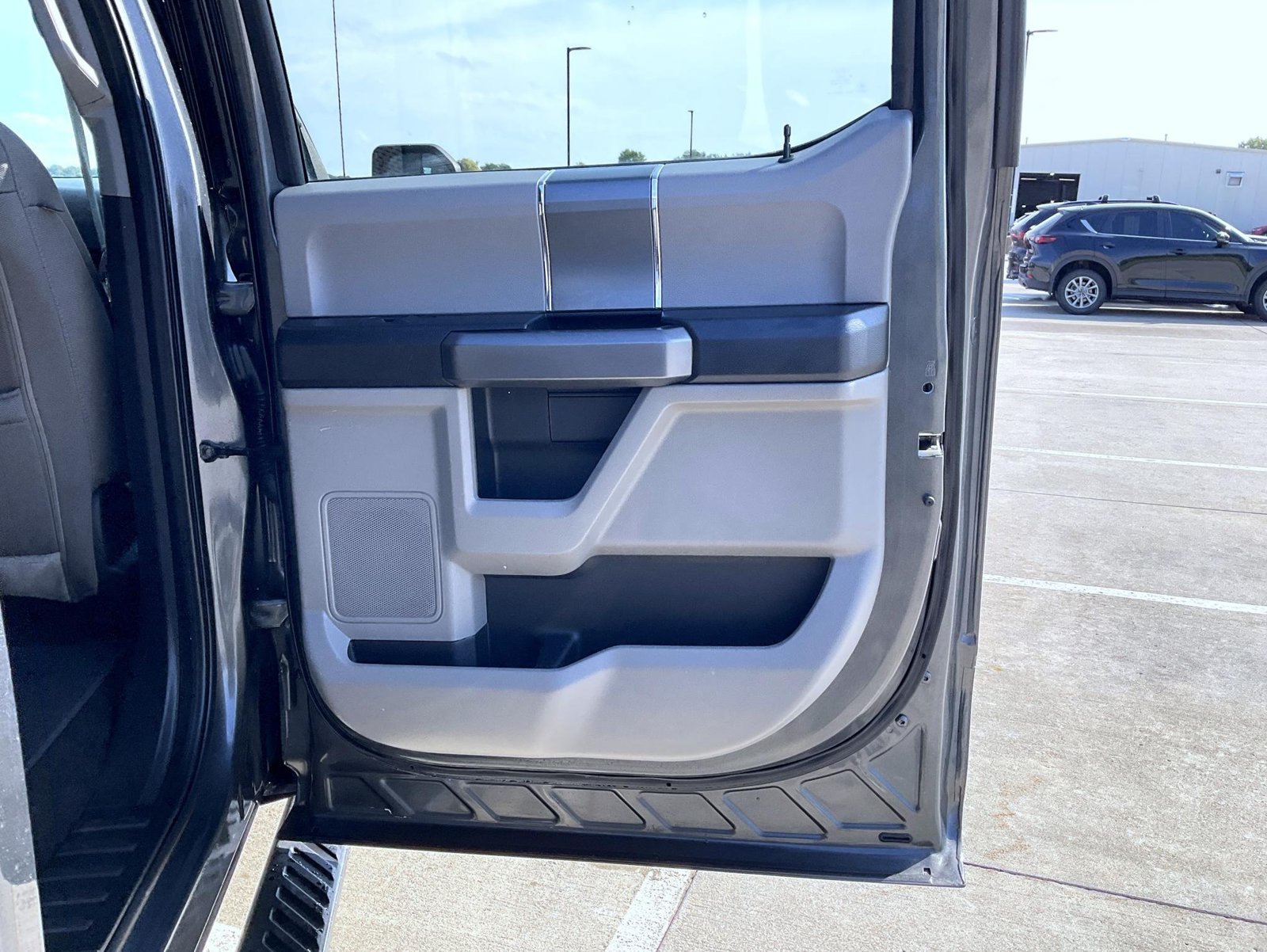Used 2019 Gray Ford XLT image 22