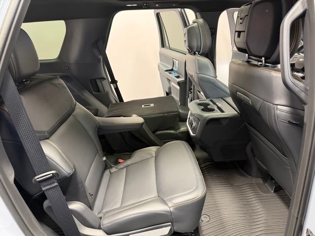 New 2026 Glacier Gray Metallic Tri-Coat Ford Tremor® image 29