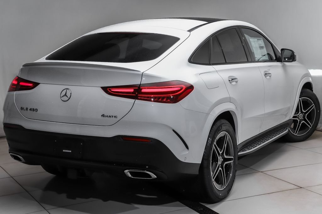 New 2026 MANUFAKTUR Moonlight White Metallic Mercedes-Benz GLE 450 image 3