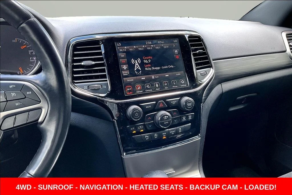 Used 2020 Black Jeep Altitude image 9