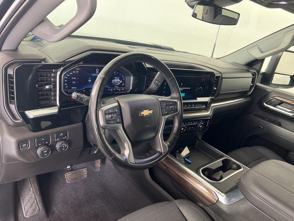 Used 2024 Black Chevrolet LT image 4