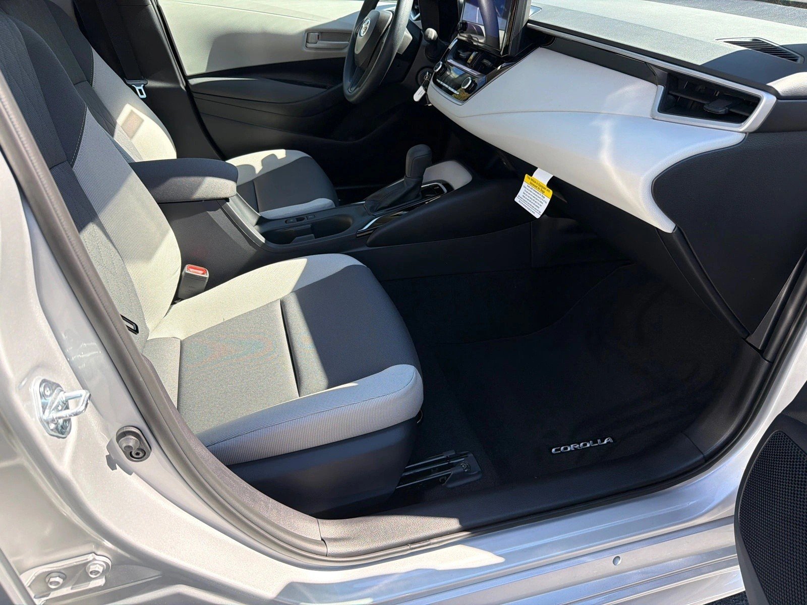 New 2027 Classic Silver Metallic Toyota LE image 13