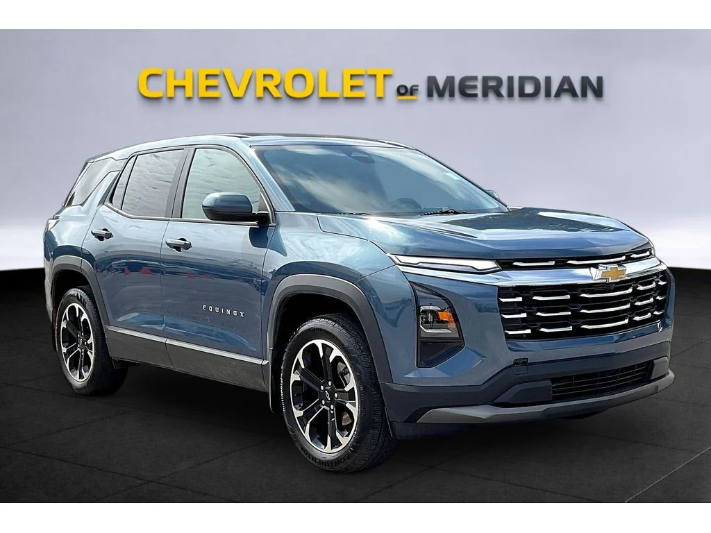 Used 2025 Lakeshore Blue Metallic Chevrolet LT image 1
