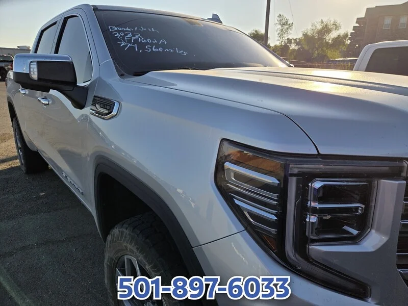 Used 2022 Quicksilver Metallic GMC SLT image 9