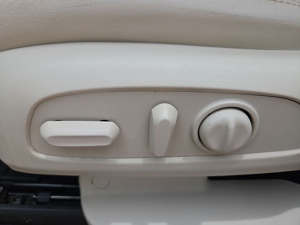 Used 2024 Cherry Red Tintcoat Buick Essence image 18