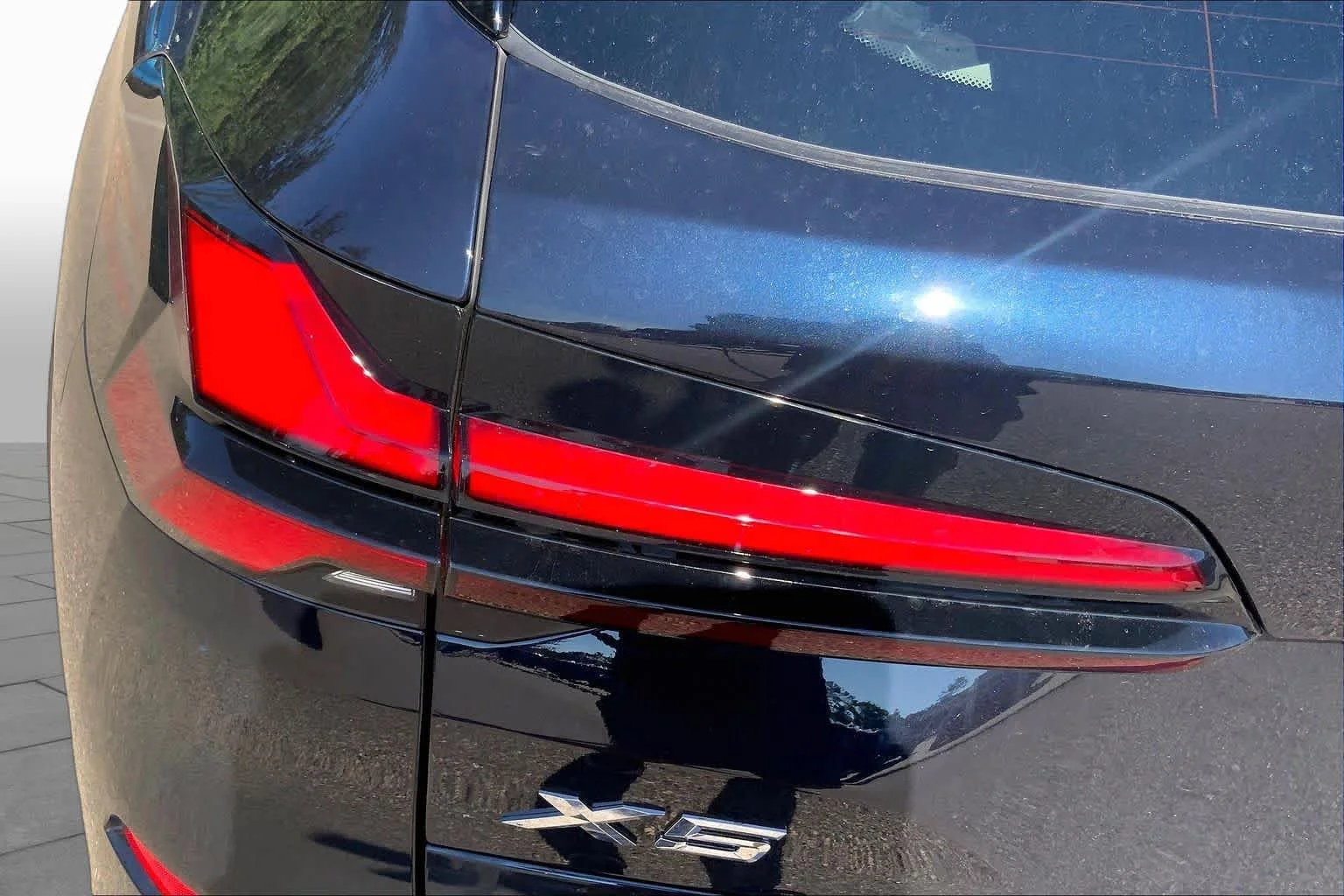 New 2026 Carbon Black Metallic BMW xDrive40i image 14