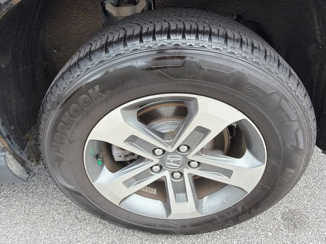 Used 2025 White Honda EX-L image 20