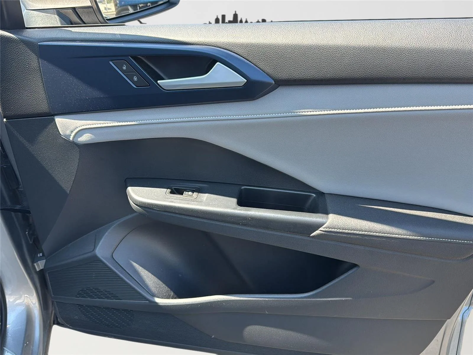 2024 Volkswagen Taos SE - Photo 25