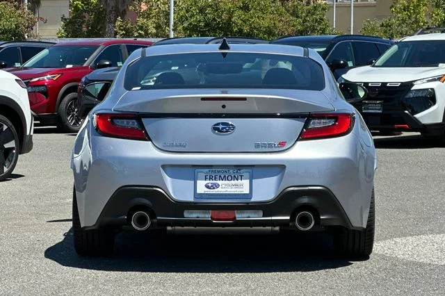 New 2026 ICE SILVER METALLIC Subaru tS image 5