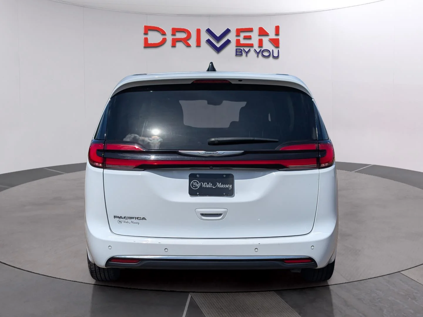 Used 2024 Bright White Clearcoat Chrysler Touring L image 4