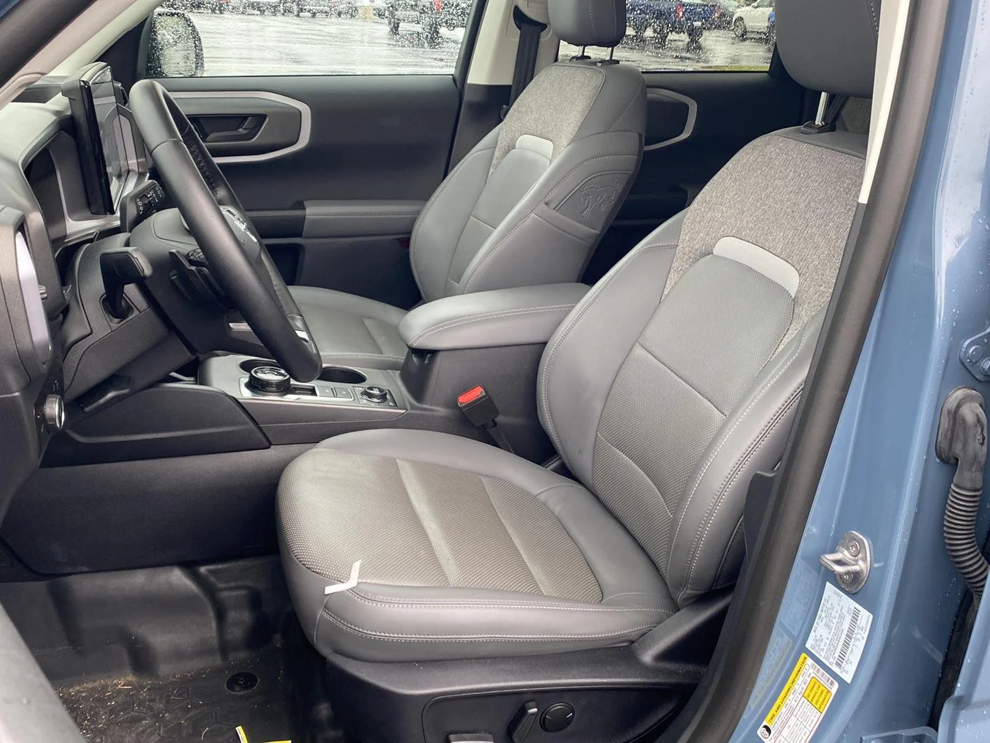 Used 2025 Azure Gray Metallic Tri-Coat Ford Badlands image 2
