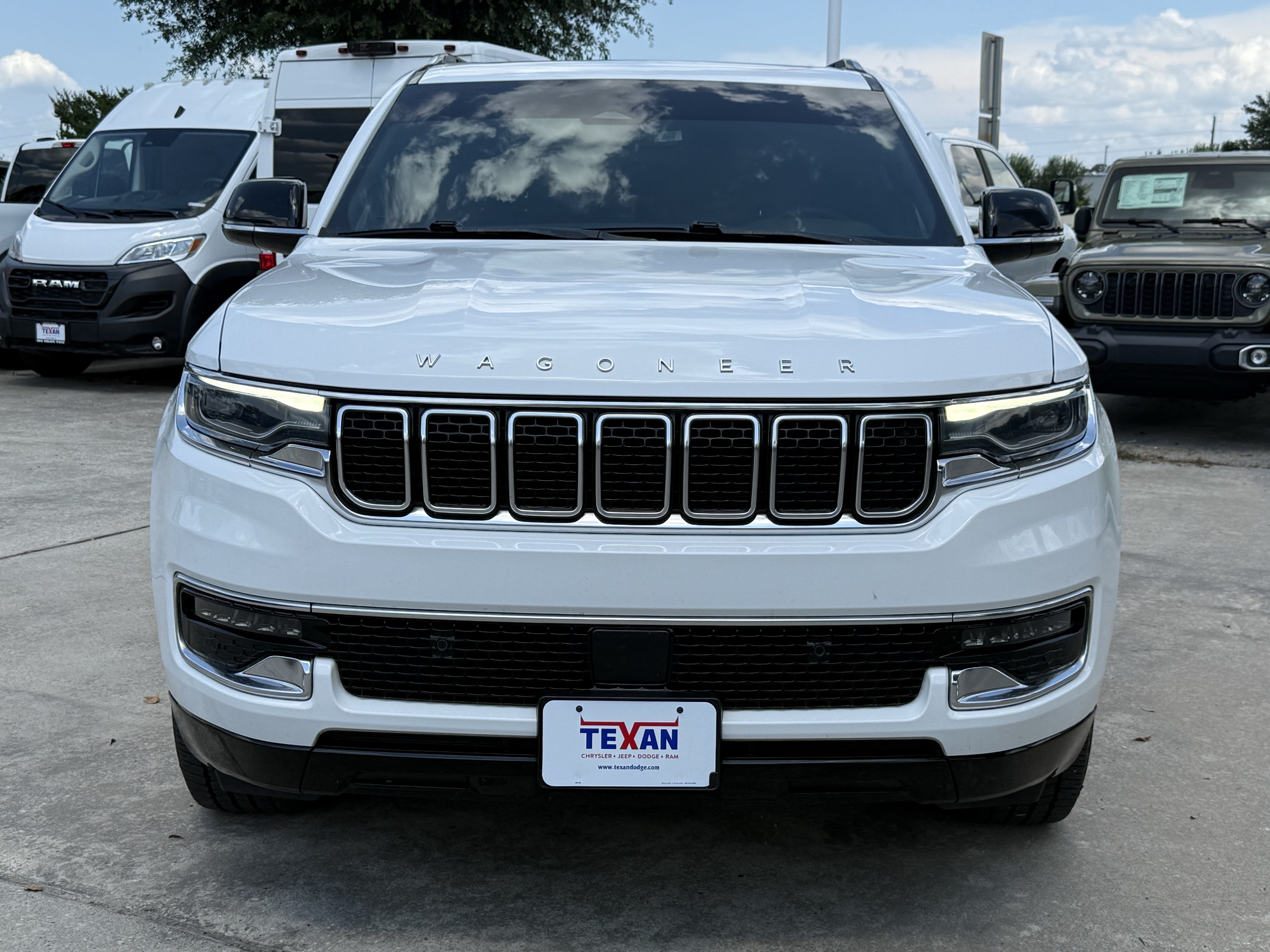 Used 2023 Bright White Clearcoat Jeep Base image 9