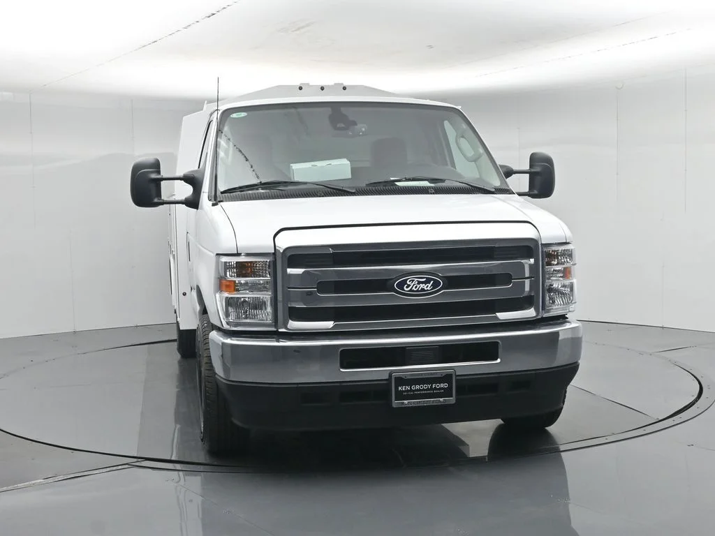 New 2026 White Ford Base image 54