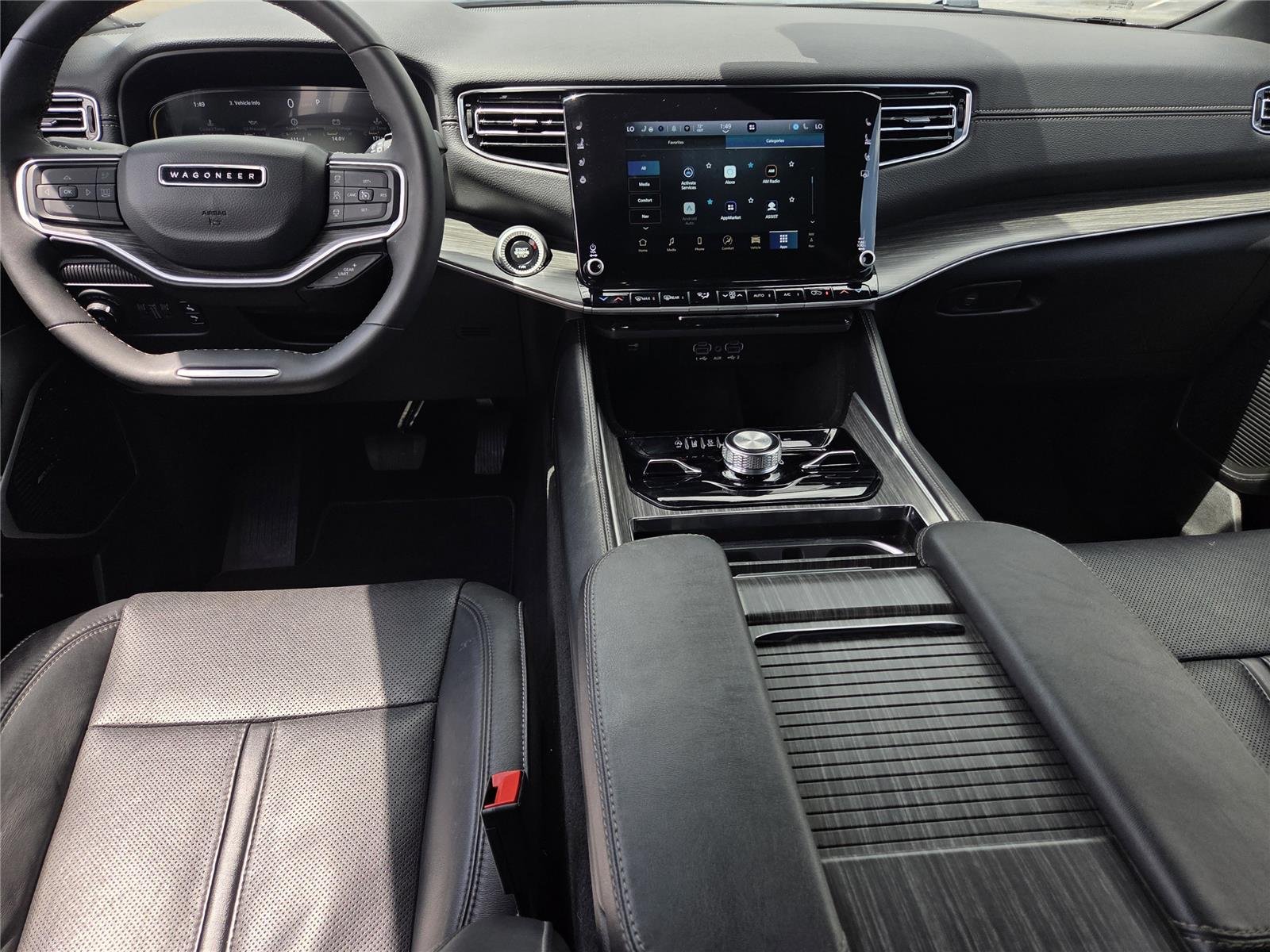 Used 2024 Diamond Black Crystal Pearlcoat Jeep Series III image 9