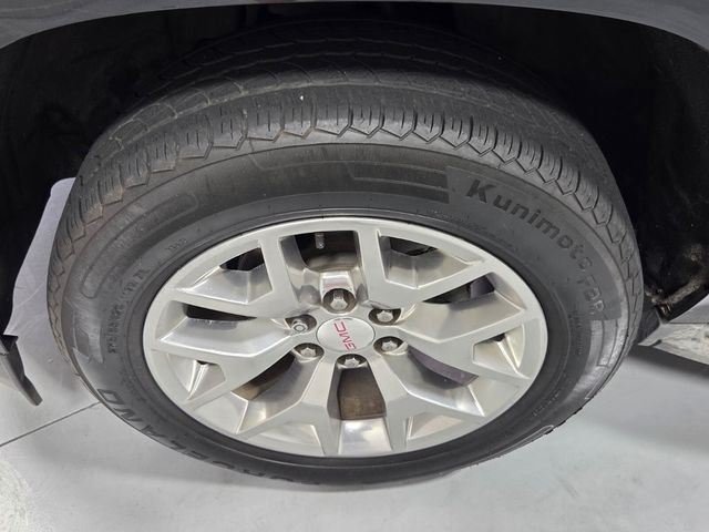 Used 2016 Black GMC SLT image 19