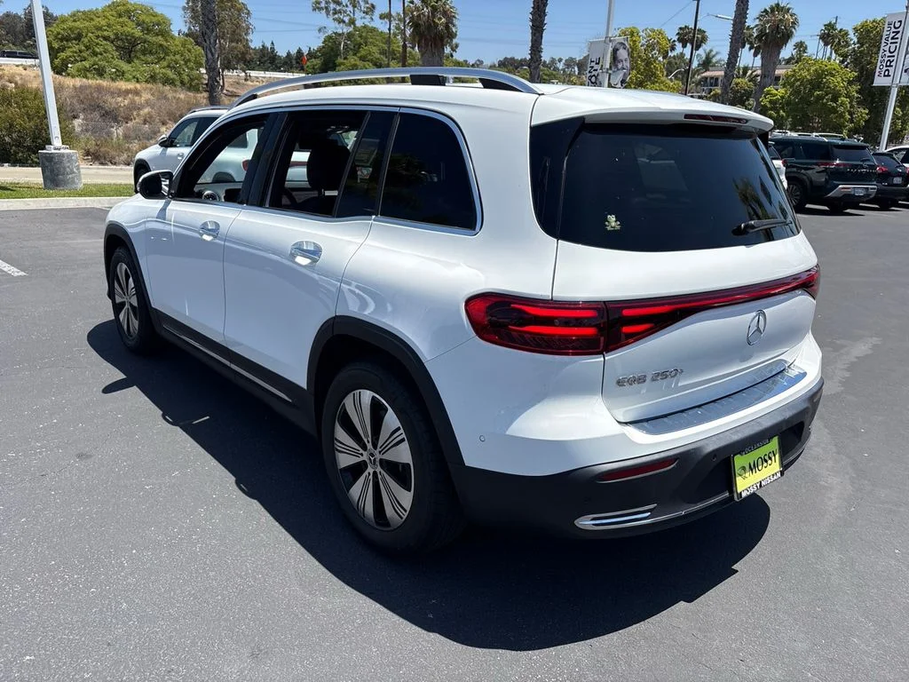 Used 2024 Polar White Mercedes-Benz 250+ image 4