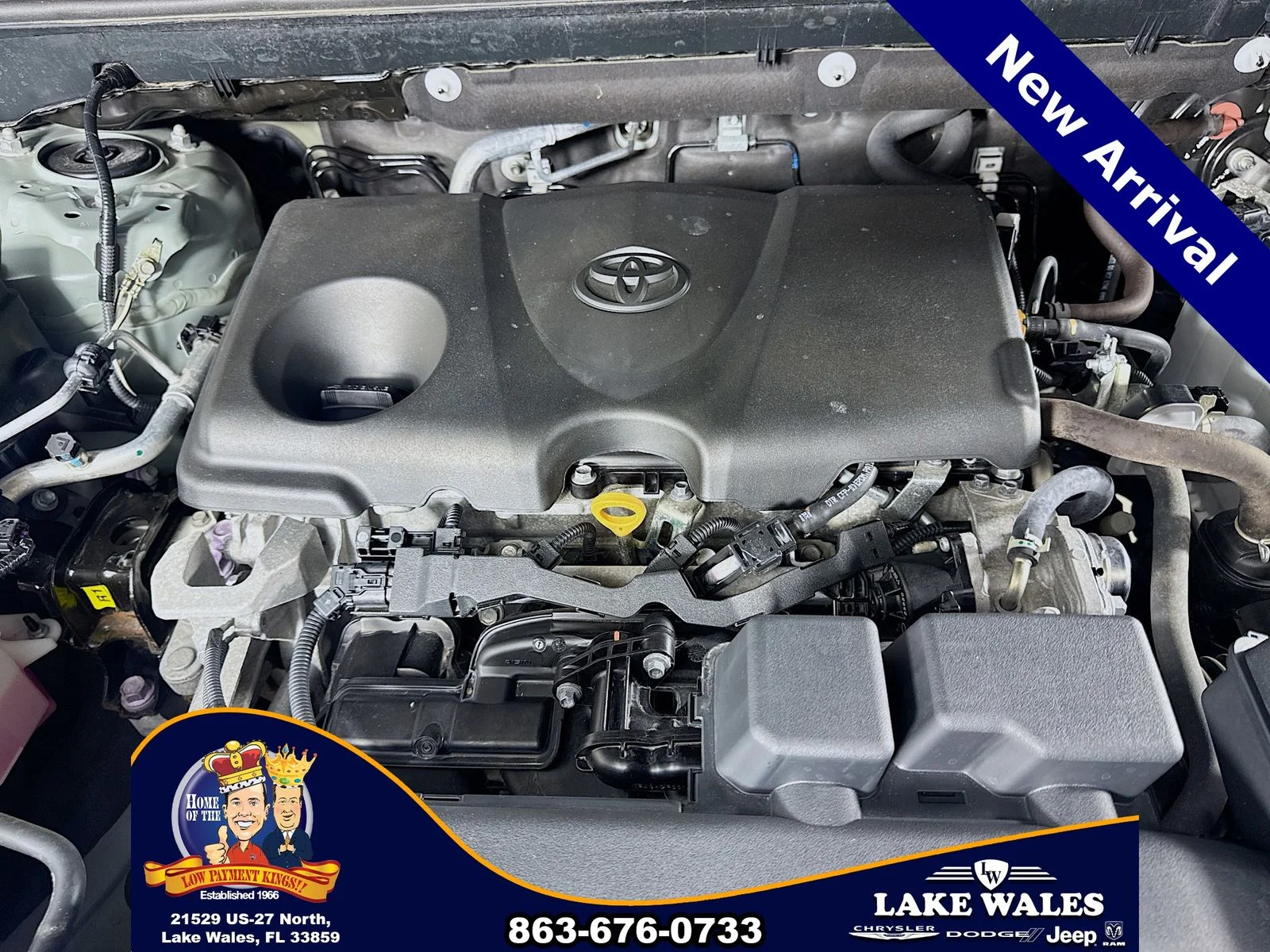 Certified Used 2022  Toyota XLE image 29