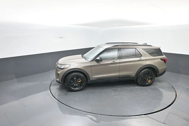New 2026 Marsh Gray Ford Tremor® image 24