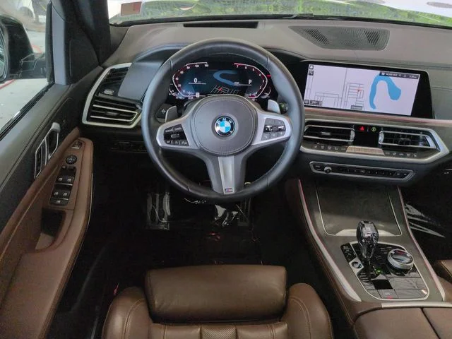 Used 2022 Green BMW xDrive40i image 16