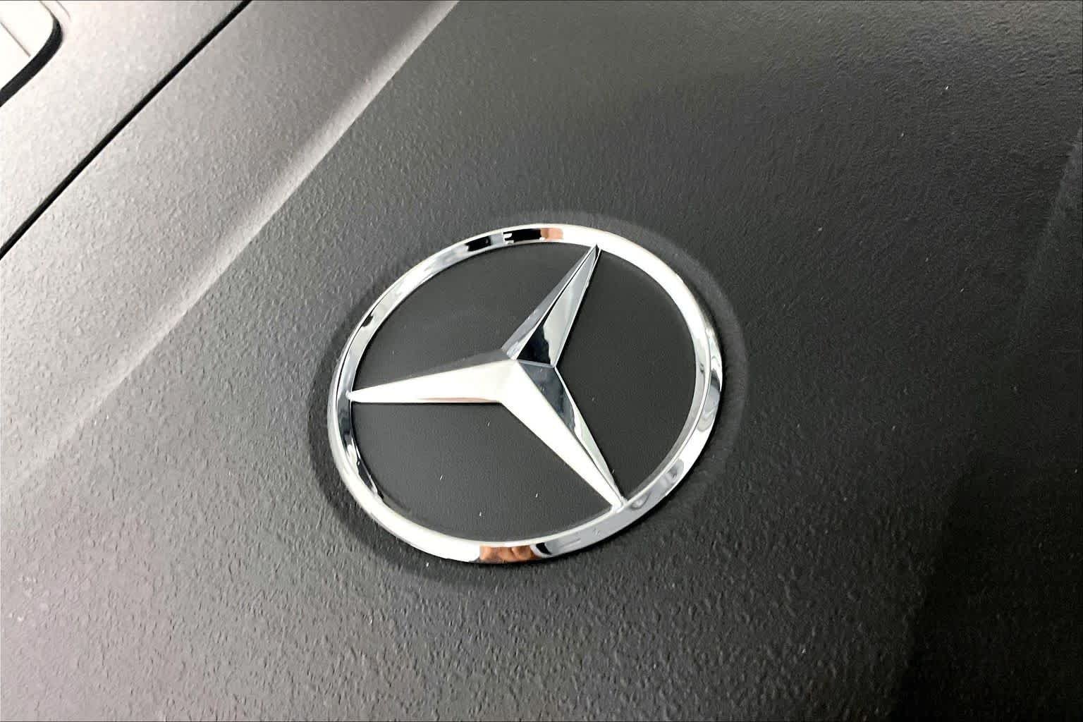 New 2026 Cirrus Silver Metallic Mercedes-Benz C 300 image 17